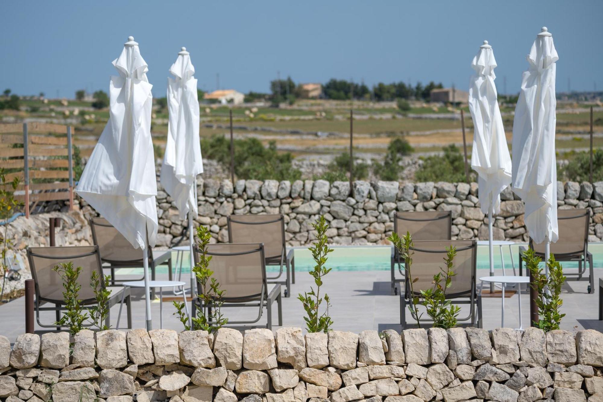 Гостевой дом Borgo 65 - Country Relais Рагуза Экстерьер фото